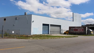 Warehouse with Fenced Yard